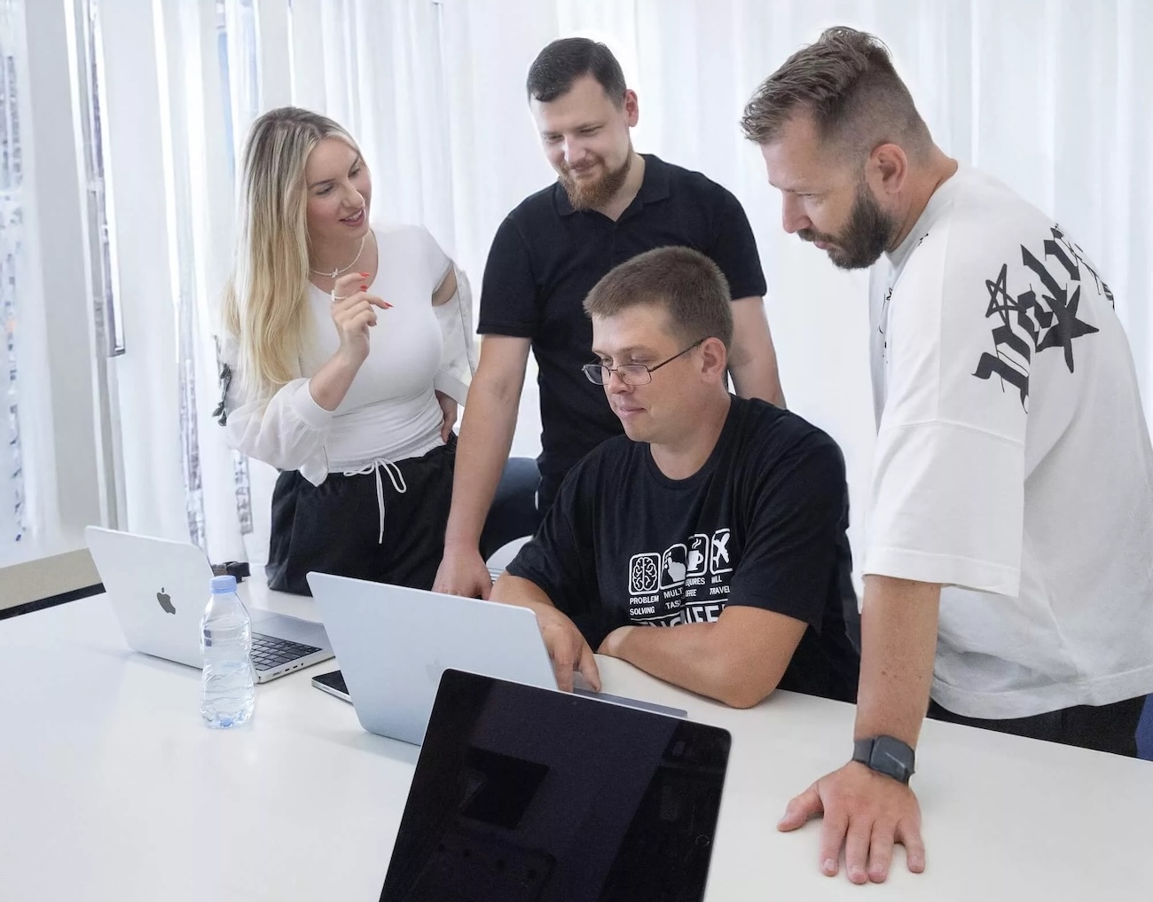 QliqQliq team collaborating